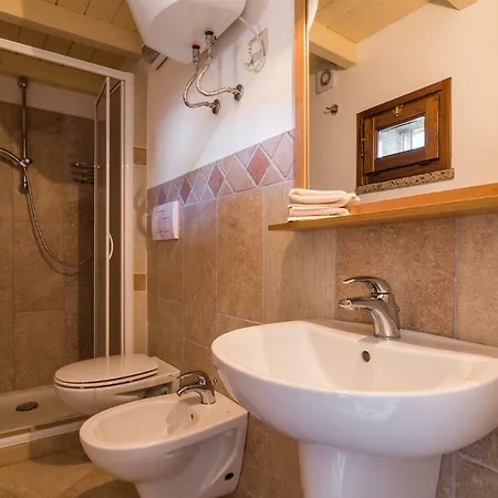 Casa Pedra 2 *